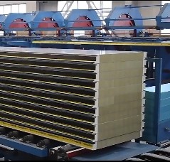 Панель сэндвича Rockwool изоляции PU минеральная Precast рифленая покрашенная сталь