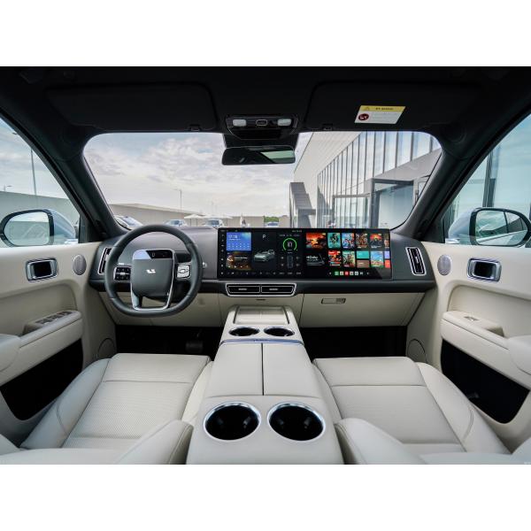 Exported Lixiang L9 Large SUV 42.8kWh Battery Capacity and 5 Door 5 Seater Design