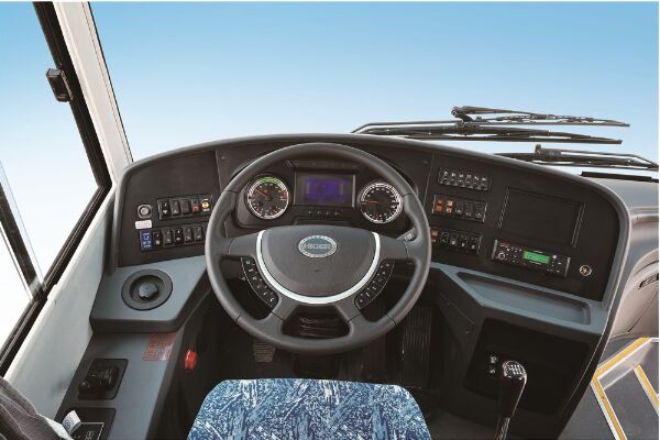 Состояние Ккк 2013 год более высокого подержанного мини автобуса славное/аттестация Исо