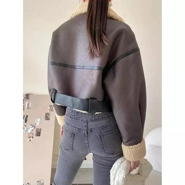                  Custom Cropped Leather Jacket Vintage Women′s Motor Jackets Brand Quality Sherpa Warm Bomber Coat for Women Winter             