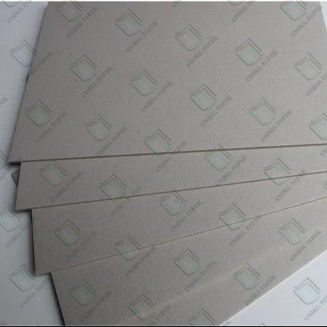 Papel cinzento laminado reciclado, plano, de uma só vez