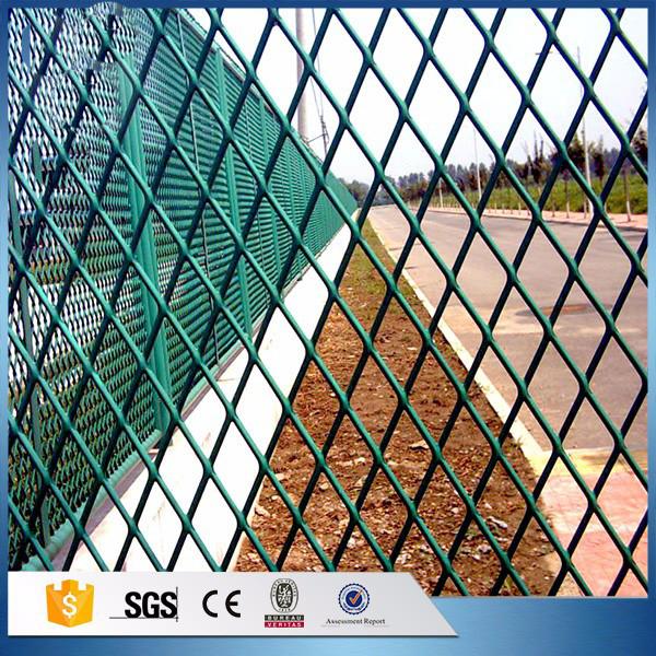 Expanded Metal Plates Are Ideal For Use On Steps, Factory Floors, And Construction Rigging, Fences, Cleaning Stations An