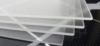 Vidro de painel solar fotovoltaico transparente personalizado e endurecido com baixo revestimento de ferro/vidro anti-oxidação à venda