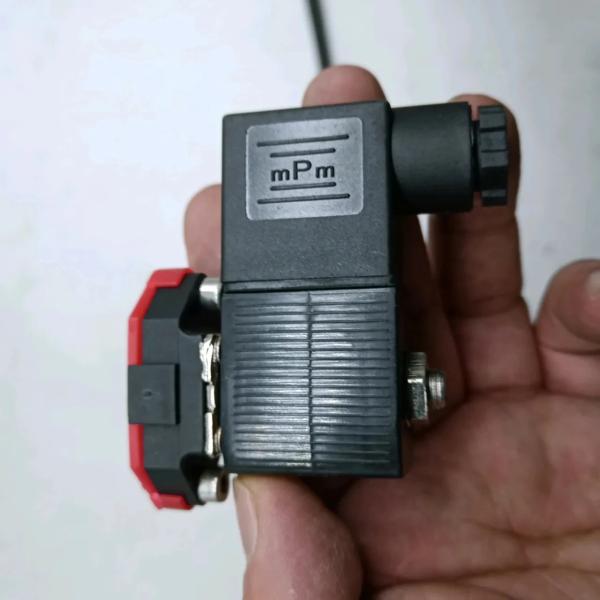 Atlas  Solenoid Valve 110V 1089070209  High Quality Screw air Compressor Parts Wholesale