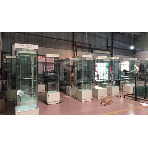 La tienda del diseño del monómero del boutique exhibe el gabinete 2300m m para la joyería