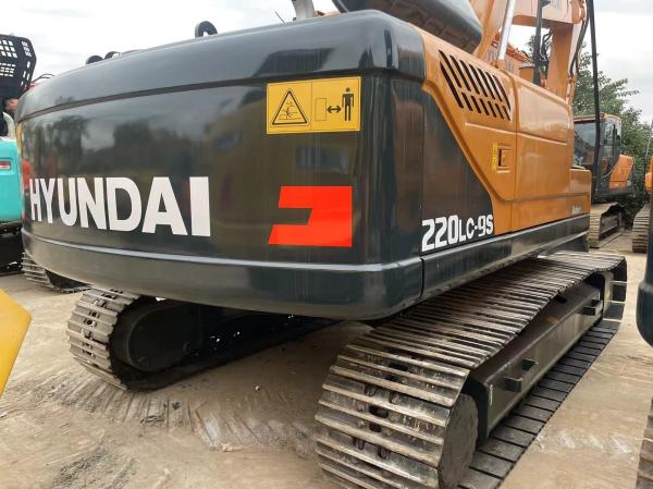 High End 220LC-9 Used HYUNDAI Excavator Hotels Garment Shops