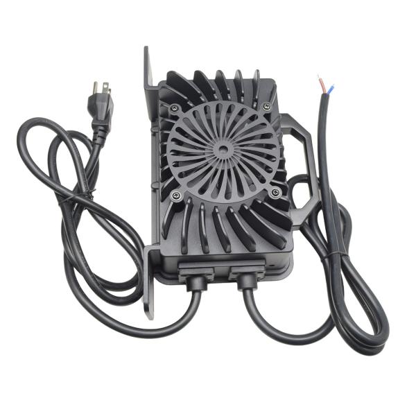 заряжатель батареи 73V/67.2V/73.5V 60V 12A морской водоустойчивый