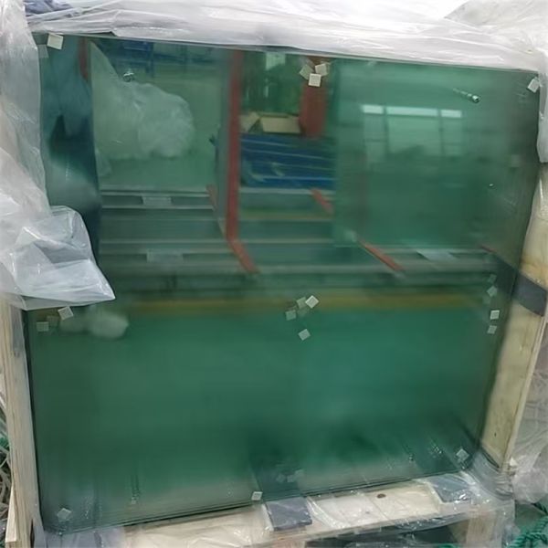 5+0.76+5mm Custom Size Sound Proof Tempered Safety Laminated Glass for Window Curtain Wall