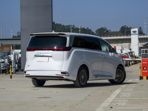 Denza D9 2022 SUV híbrido a gasolina DM-I 945 Modelo de luxo Automóveis a gasolina