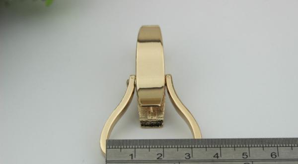 New style zinc alloy 4 color provide bag accessory 25 mm & 31 mm width triangle snap hook