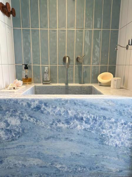 Luxury Blue Crystal Marble Washbasin | Sapphire Blue Vanity for Premium Bathrooms
