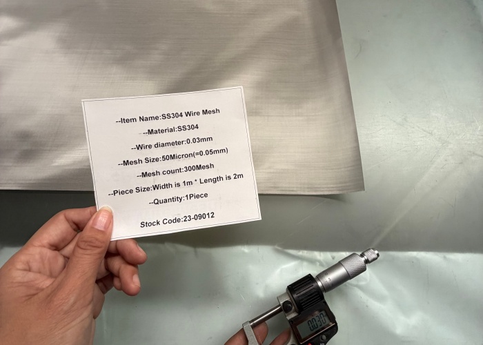 0.03mm Thickness 300Mesh SS304 Stainless Steel Woven Mesh for Construction use