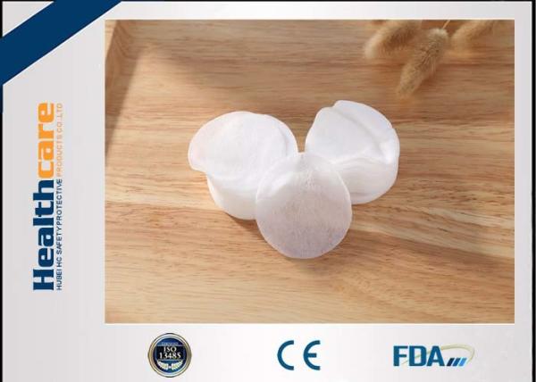 65G Disposable Products Non Woven Cosmetic Pads Cleansing Face / Eye Breathable