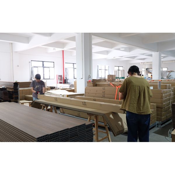 Low Expansion WPC Facade Cladding Prevents Outdoor Facade Warping