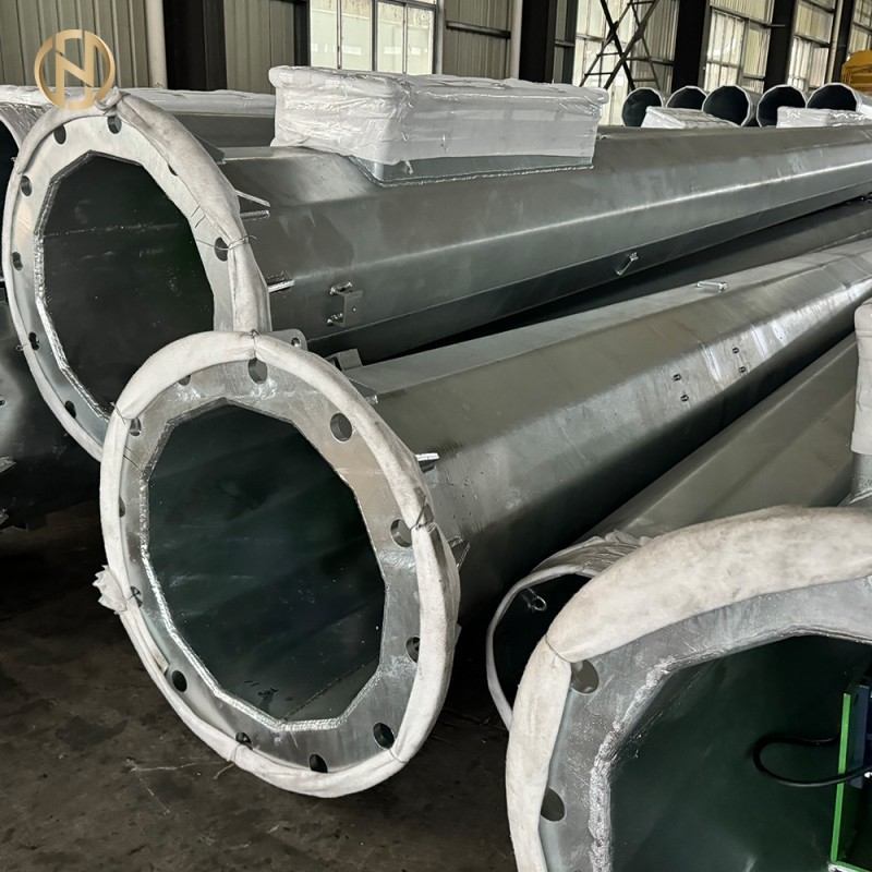 Hot‑Dip Galvanized High Mast Lighting Pole – EN 40 / ANSI C136 Compliant, 15‑50m for Airports, Ports, Highways & Stadiums