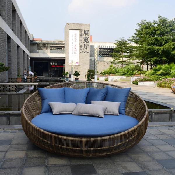 Outdoor Patio Furniture Garden Rattan Wicker Daybed with Water Proof Cushion