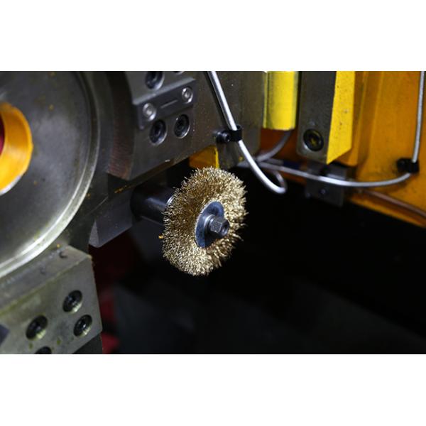 Scie circulaire CNC 7,5 kW 20 tr/min - 168 tr/min Scie circulaire robuste