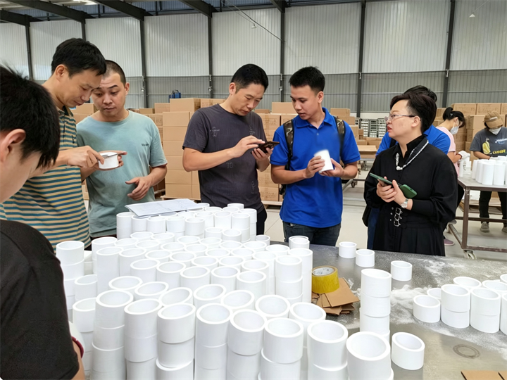 Hunan Yibeinuo New Material Co., Ltd.