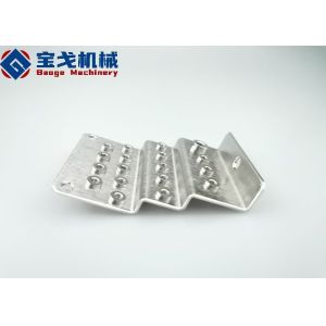 Barre omnibus en cuivre pliée et poinçonnée de haute précision OEM avec nickel platine A36