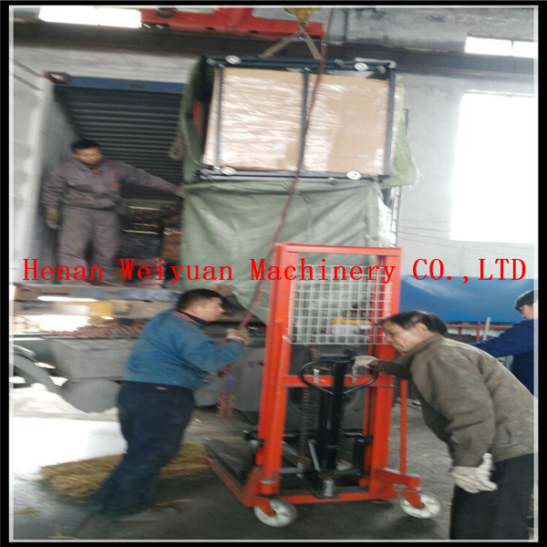 Top China fun equipment Amusement park rides 18 seats rotary luxury carousel horses for sale