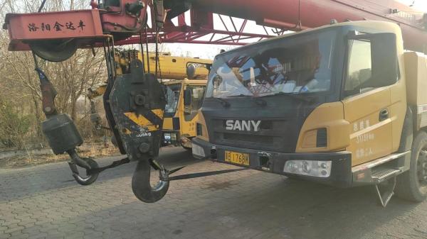 Cran de camion de 35 tonnes, 18 ans d'utilisation