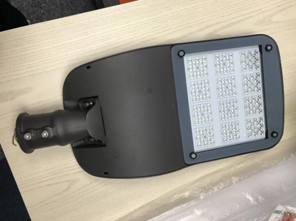60W 100W 150W 200W Outdoor LED Street Lights Ip65 With CE Certificate Used for Highway, Main Road