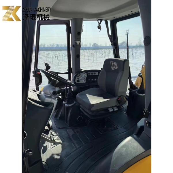 Chargeurs à roues JCB 3CX modèle 2003 usagés