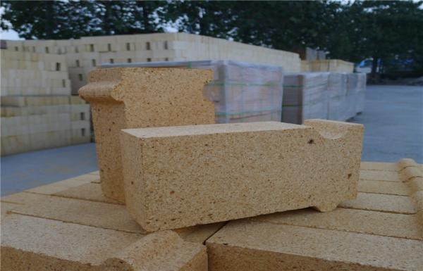 Different Shaped Refractory Fire Bricks Fire Resistant For Fireplaces