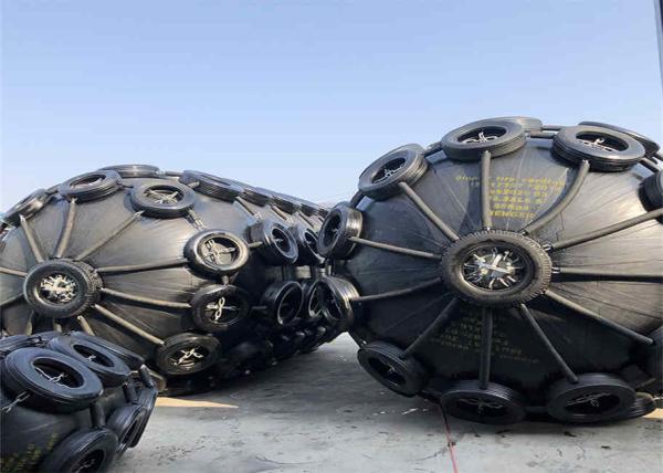 pneumatic yokohama type marine rubber fender Ship dock pneumatic fender for boat berthing