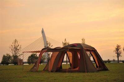 big tent for family with 6-12 person----go camping with  a Large  tent!
