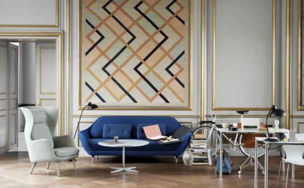 Fabric Cover Jaime Hayon Favn Sofa , Metal Foot Replica Living Room Modern Sofa