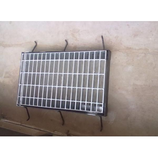 Решетка металла стока канавы низкоуглеродистой стали К235, крышка решетки стока 3 до 10мм