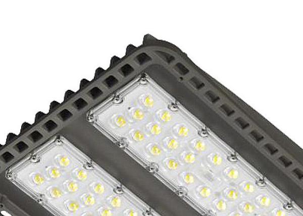Slim LED Shoebox Light Luminaire Area Site 135W Campus Lighting AC100-347V