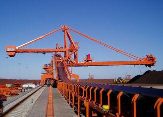 Mobile Rubber Tyred Port Gantry Crane , Continuous Ship Unloader Rail Mounted Crane