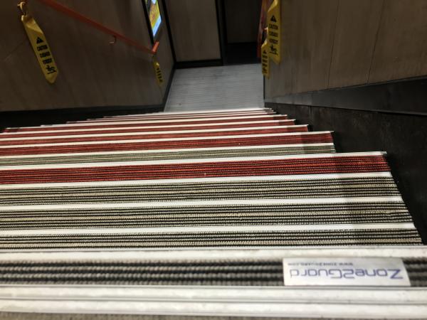 Red Commercial 2.35mm 18mm Entrance Barrier Matting