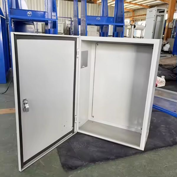 Custom IP65/IP66-rated Power Distribution Panel and Electrical Enclosure with 220V/380V Nominal Voltage