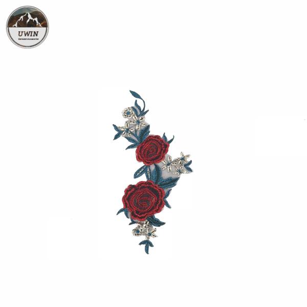 High Accuracy Rose Iron On Patch , Vintage Big Iron On Patches For Wedding / Evening Dress