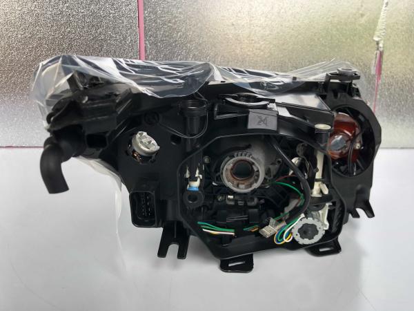 Replacement Left Headlight Left Front Light 63117177751 For BMW E602008