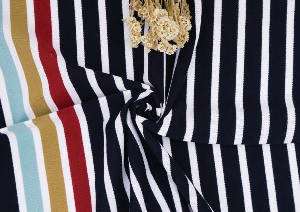 Tissu en maille rayé sain, confortable et respirant pour T-shirt