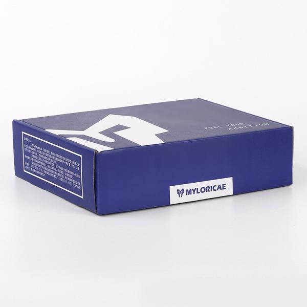 Gold stamping folding corrugated paper clothing packaging box