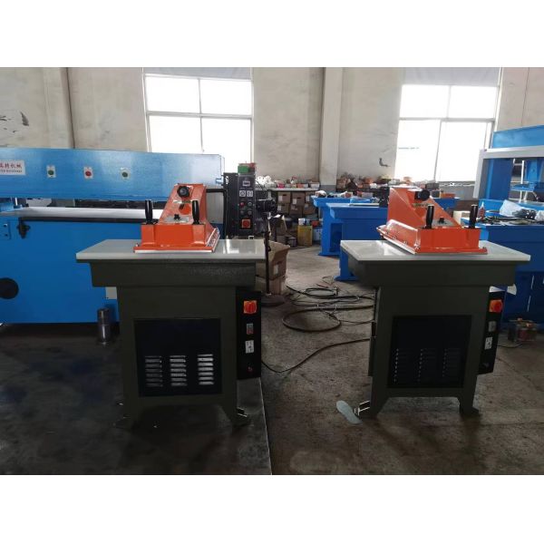 22Ton Hydraulic Die Cutting Machine Designed for Cutting of Leather Plastic Leather Nylon Leather Foam and Other Materials with Consumption