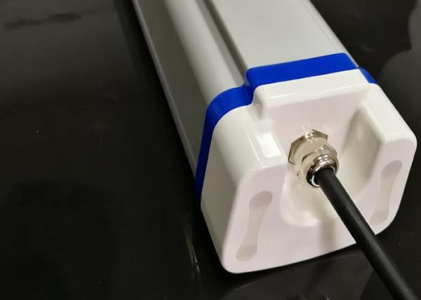 Aluminum Body  LED Tri Proof Light 40 Watt 4500K For Walkway Canopies