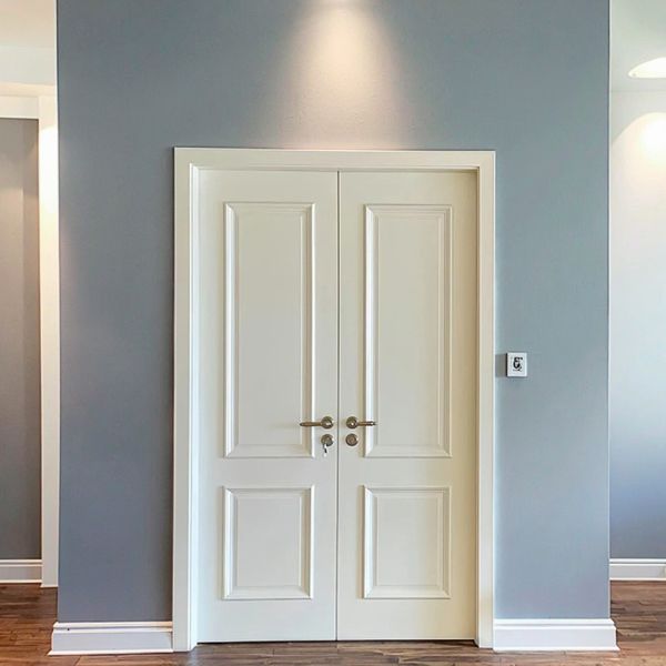 Modern Interior Slab Solid Wood Doors Sleek Minimalist Look Customizable