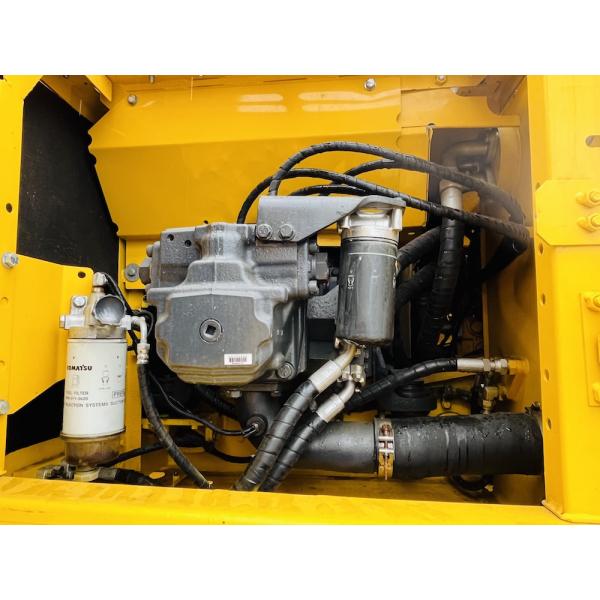 Second Hand Komatsu PC220-8 Crawer Excavator Japan Made 22 Ton Digger PC220-7 PC200-8