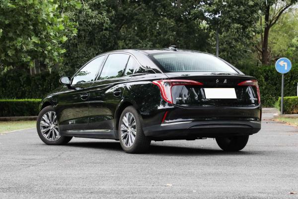 Left Hand Luxury Electric Vehicles SUV Hongqi New Energy E-QM5 431km High Speed