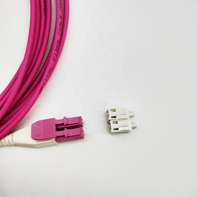 Дуплекс 2.0mm кабеля OM3 OM4 LC/UPC-LC/UPC заплаты оптического волокна LC Uniboot