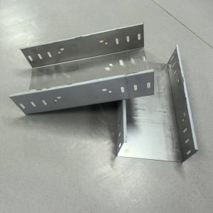 Fire Resistance Stainless Chromium Cable Tray Trough Challenging Environments Silver Finish