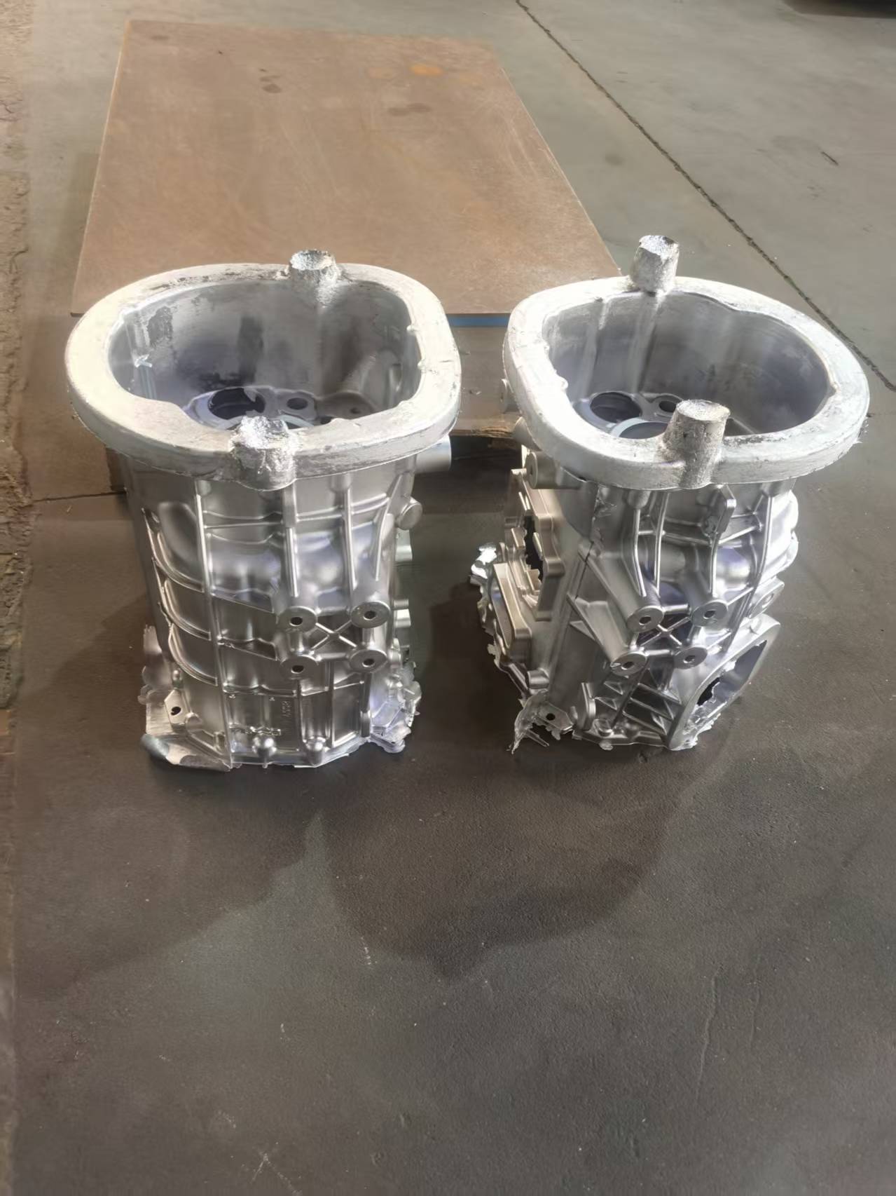 High Precision Lightweight Aluminum Alloy Shell Casting for Industrial Enclosure Parts with Corrosion Resistance