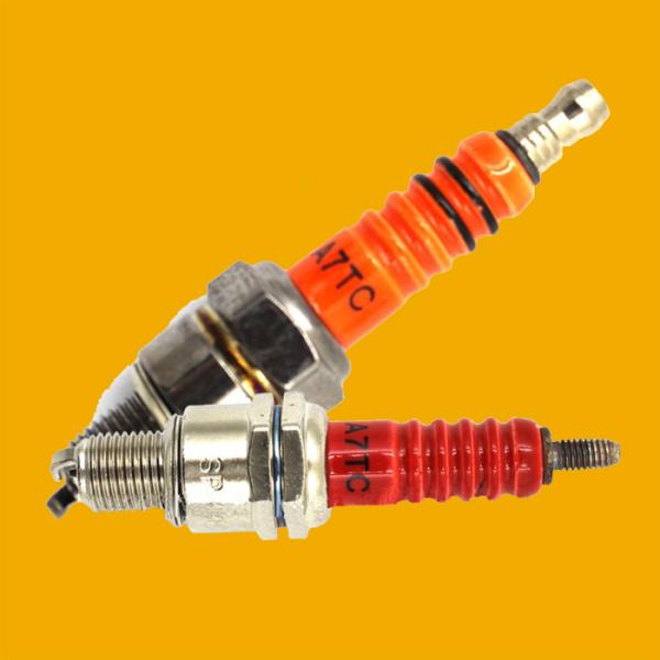 Hot Selling Motorcycle Spark Plug for CB125s Motorcycle Engine