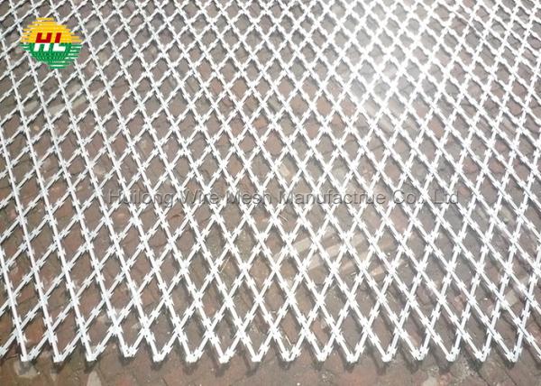 2.8mm Sharp Welded Concertina Razor Wire Fence , Razor Mesh Fence With Firm Structure